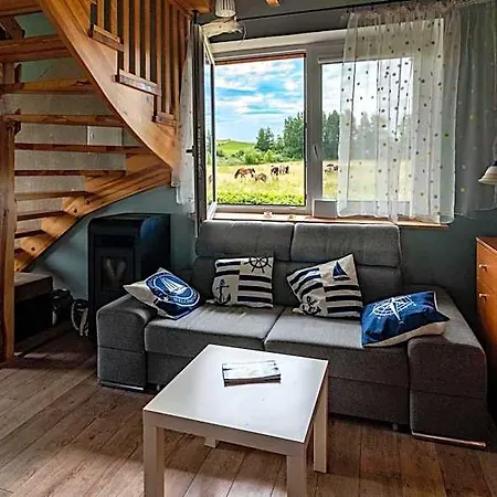 Victoria Z Wiejskim Lodge *