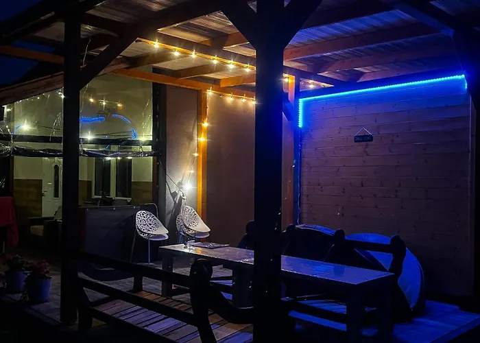 Victoria Z Wiejskim Chata