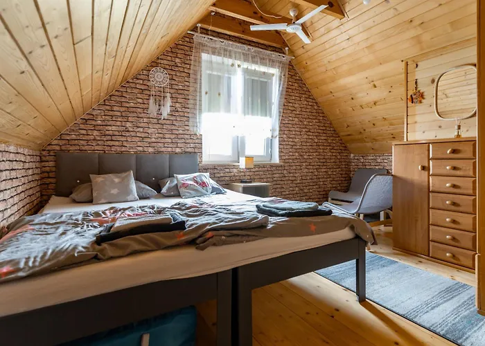 Victoria Z Wiejskim Chata